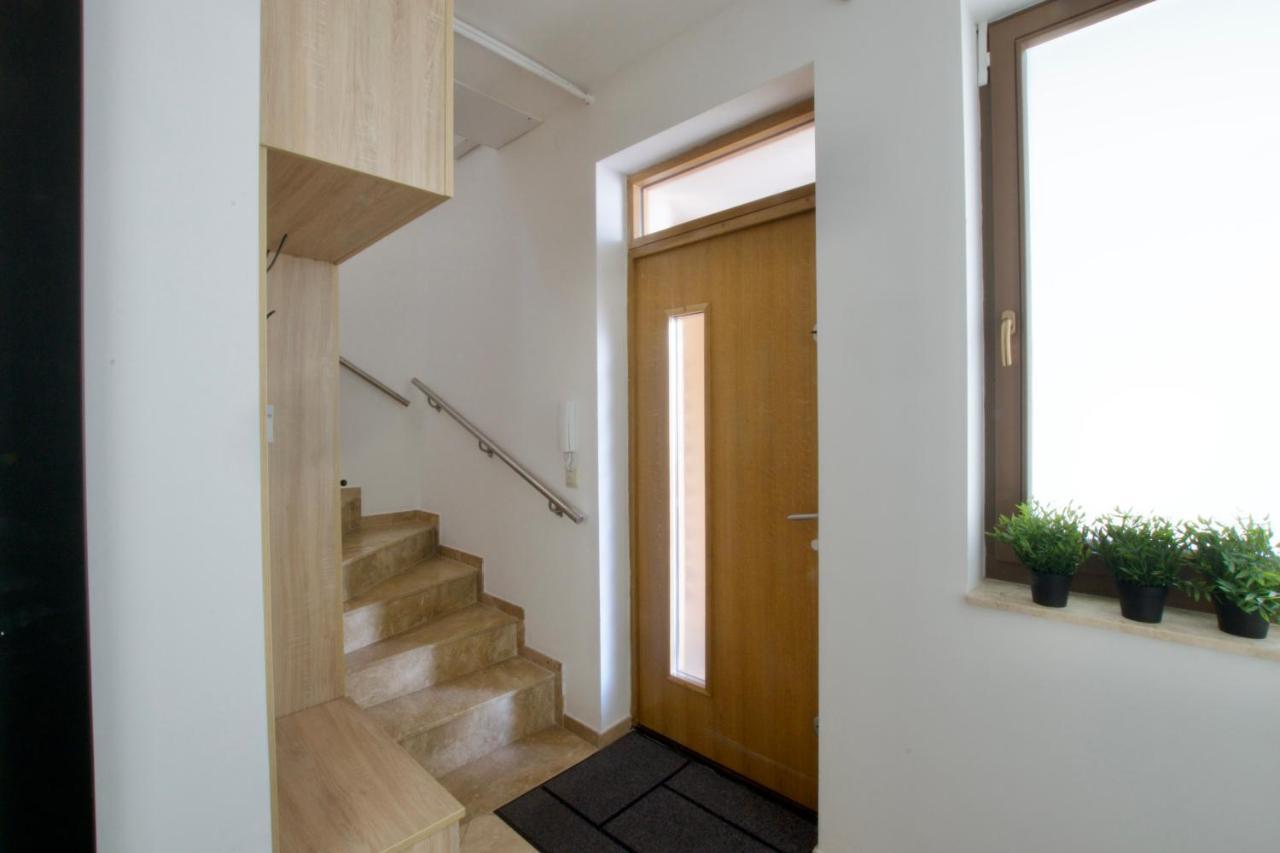 Penthouse Apartment By Hi5 -At The Top Of Budapest Exterior photo